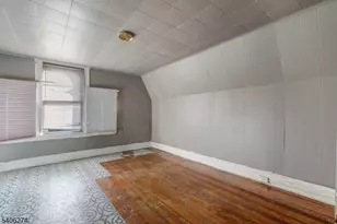 199 Hollywood Ave, East Orange, NJ 07018 - Photo 25