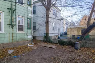 199 Hollywood Ave, East Orange, NJ 07018 - Photo 31