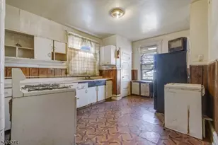 199 Hollywood Ave, East Orange, NJ 07018 - Photo 21