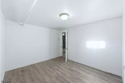 4 W Cooper St, Dover, NJ 07801 - Photo 29