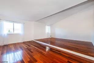 173 Castle Ridge Dr, East Hanover Township, NJ 07936 - Photo 13