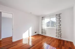 173 Castle Ridge Dr, East Hanover Township, NJ 07936 - Photo 21