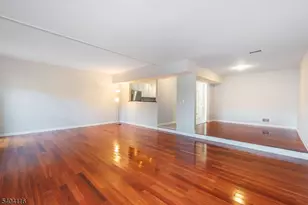 173 Castle Ridge Dr, East Hanover Township, NJ 07936 - Photo 5