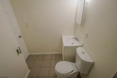 563 S 17th St, Newark, NJ 07103 - Photo 15