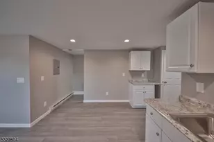 427 E Central Ave, Alpha, NJ 08865 - Photo 5