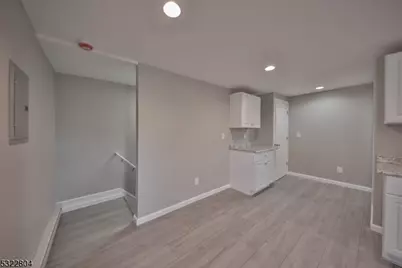 427 E Central Ave, Alpha, NJ 08865 - Photo 3