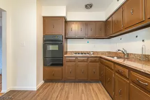 348 Hoover Ave, Bloomfield, NJ 07003 - Photo 9