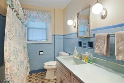 124 Colfax Ave, Clifton, NJ 07013 - Photo 9