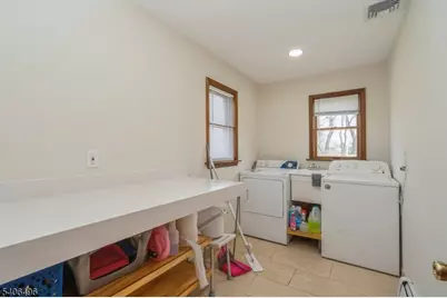 30 Claridge Ln, Raritan Township, NJ 08822 - Photo 31