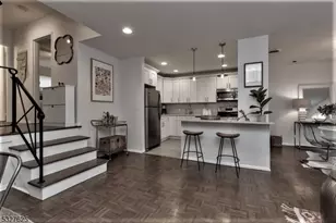 27 Up Mountain Ave C270, Montclair, NJ 07042 - Photo 3