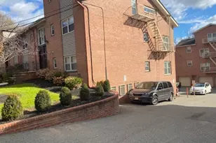 27 Up Mountain Ave C270, Montclair, NJ 07042 - Photo 19