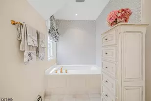 22 Fawn Dr, Montville Township, NJ 07045 - Photo 33