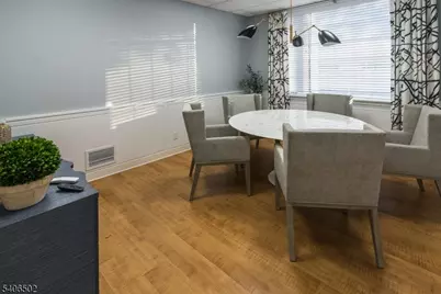 555 Goffle Rd, Ridgewood, NJ 07450 - Photo 9