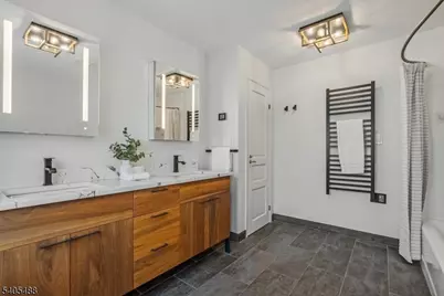 3 Adelina Ct, Cedar Grove, NJ 07009 - Photo 27