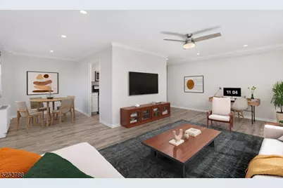 36 Hawthorne Pl #2I, Montclair, NJ 07042 - Photo 1