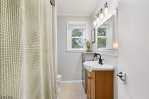 1060 Grand St, Phillipsburg, NJ 08865 - Photo 15