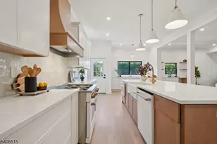 16 Terrace Rd, New Providence, NJ 07974 - Photo 11