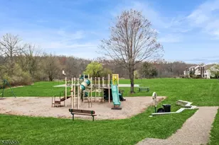 14 Pembroke Dr, Mendham, NJ 07945 - Photo 13