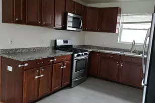 5658 Kent St, Newark, NJ 07108 - Photo 5