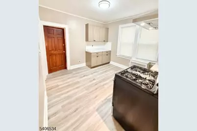 727 Pennington St, Elizabeth, NJ 07202 - Photo 15