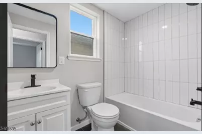 57 Rosa Park Blvd #2, Paterson, NJ 07524 - Photo 5