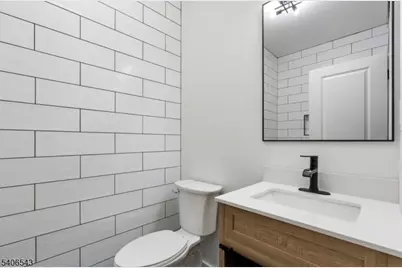 13 Voorhees, Newark, NJ 07108 - Photo 5