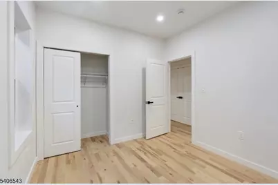 13 Voorhees, Newark, NJ 07108 - Photo 3