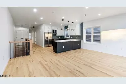 13 Voorhees, Newark, NJ 07108 - Photo 7