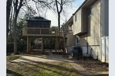 31 Green Dr, East Hanover Township, NJ 07936 - Photo 39