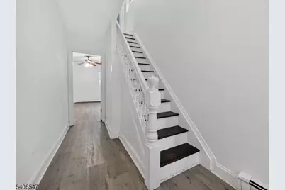 26 Vincent St, Newark, NJ 07105 - Photo 3