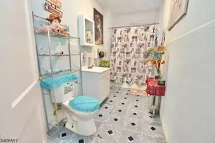 99 Grafton Ave, Newark, NJ 07104 - Photo 11