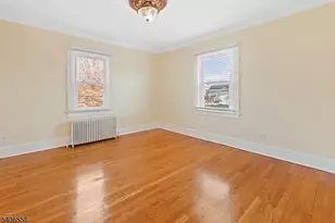 107 Thompson St, Raritan, NJ 08869 - Photo 5