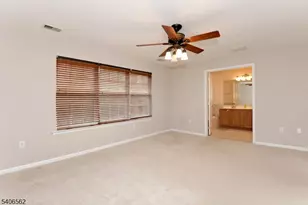 14 Scarlet Oak Dr, Montgomery Township, NJ 08540 - Photo 17