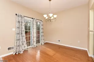 14 Scarlet Oak Dr, Montgomery Township, NJ 08540 - Photo 7