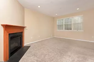 14 Scarlet Oak Dr, Montgomery Township, NJ 08540 - Photo 3