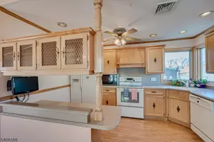 31 Marie Rd, Woodbridge Township, NJ 08863 - Photo 13