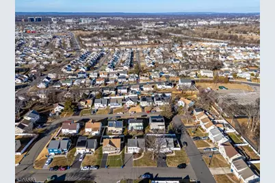 31 Marie Rd, Woodbridge Township, NJ 08863 - Photo 5