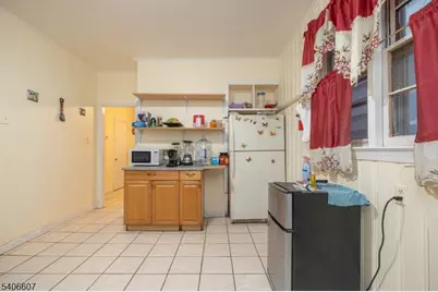 450 3rd Ave #2, Elizabeth, NJ 07206 - Photo 17