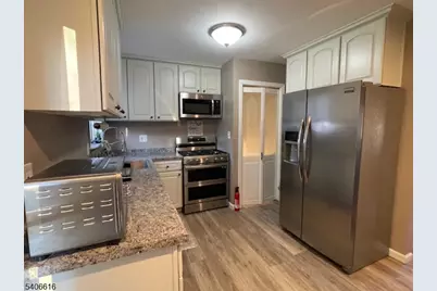 189 McFarlane Rd, Woodbridge Township, NJ 07067 - Photo 11