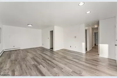 1 Dunn Rd, West Orange Township, NJ 07052 - Photo 3