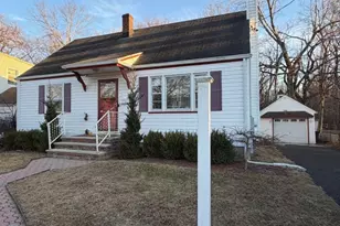 202 Glenside Pl, North Plainfield, NJ 07060 - Photo 1