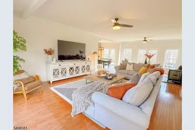 16 Gary Ct, Mount Olive, NJ 07836 - Photo 19