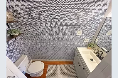 16 Gary Ct, Mount Olive, NJ 07836 - Photo 11