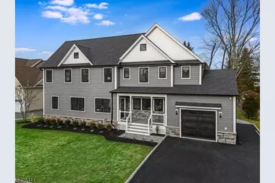 11 Laurel Pl, Fairfield, NJ 07004 - Photo 1