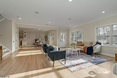 11 Laurel Pl, Fairfield, NJ 07004 - Photo 13