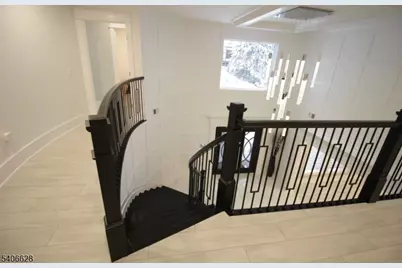 315 Freemans Ln, Franklin Lakes, NJ 07417 - Photo 33