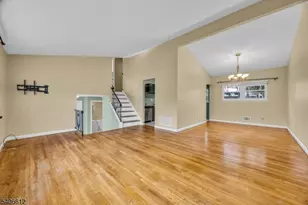 40 Drake Rd, Franklin Township, NJ 08873 - Photo 7