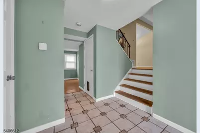 40 Drake Rd, Franklin Township, NJ 08873 - Photo 3