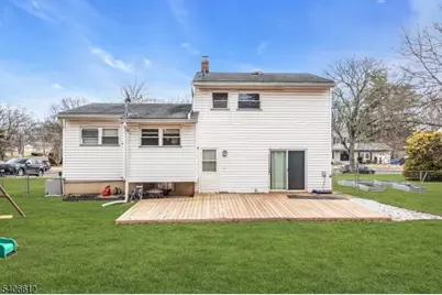 40 Drake Rd, Franklin Township, NJ 08873 - Photo 17