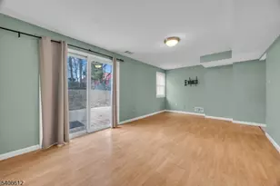 40 Drake Rd, Franklin Township, NJ 08873 - Photo 5